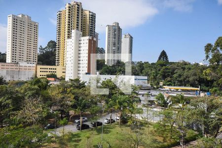 Vista de apartamento à venda com 3 quartos, 84m² em Vila Suzana, São Paulo