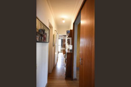 Corredor de apartamento à venda com 3 quartos, 84m² em Vila Suzana, São Paulo