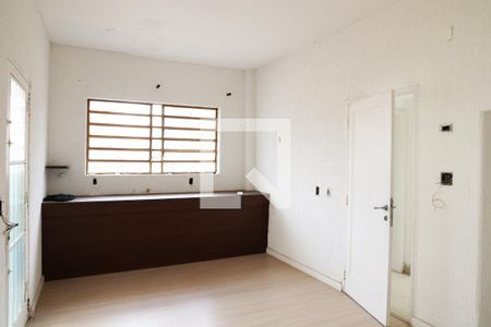 Casa à venda com 420m², 4 quartos e 4 vagas Casa à venda com 420m², 4 quartos e 4 vagasCozinha