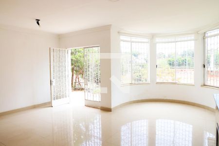 Sala de casa para alugar com 4 quartos, 420m² em Pacaembu, São Paulo