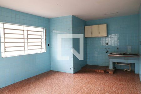 Casa à venda com 420m², 4 quartos e 4 vagas Casa à venda com 420m², 4 quartos e 4 vagasLavanderia