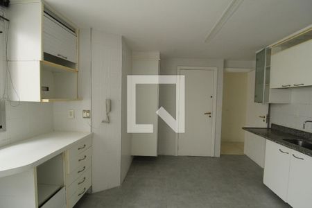 Apartamento à venda com 123m², 3 quartos e 2 vagasCozinha