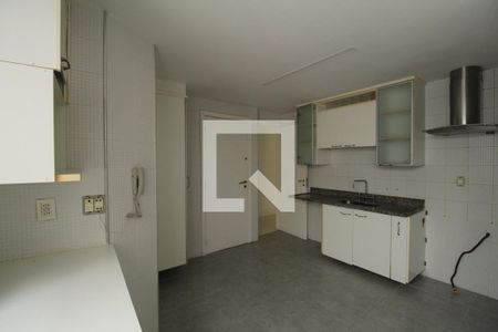 Apartamento à venda com 123m², 3 quartos e 2 vagasCozinha