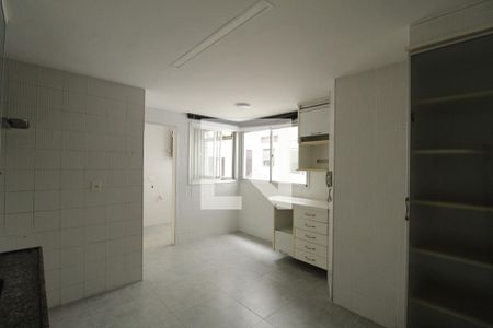 Apartamento à venda com 123m², 3 quartos e 2 vagasCozinha