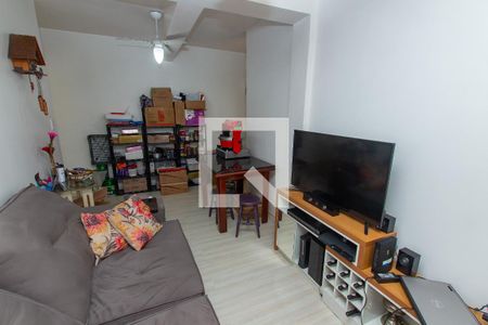 Sala de apartamento à venda com 1 quarto, 44m² em Rubem Berta, Porto Alegre
