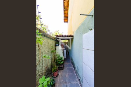 Casa de condomínio à venda com 80m², 2 quartos e sem vaga Casa de condomínio à venda com 80m², 2 quartos e sem vagaÁrea de serviço