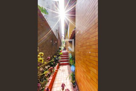 Casa de condomínio à venda com 80m², 2 quartos e sem vaga Casa de condomínio à venda com 80m², 2 quartos e sem vagaEntrada