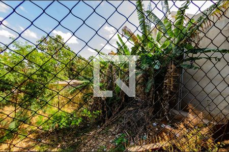 Casa de condomínio à venda com 80m², 2 quartos e sem vaga Casa de condomínio à venda com 80m², 2 quartos e sem vagaVista