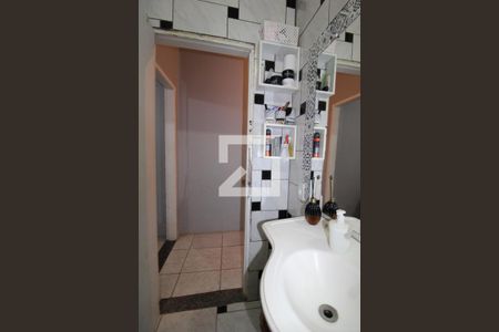 Casa à venda com 180m², 2 quartos e 3 vagasBanheiro Social