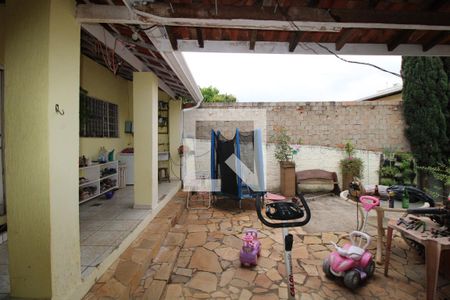 Casa à venda com 180m², 2 quartos e 3 vagasVista do Quarto 2 (suíte)