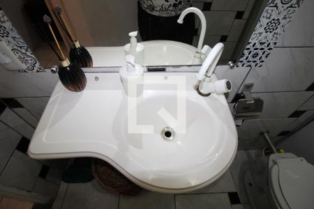 Casa à venda com 180m², 2 quartos e 3 vagasBanheiro Social