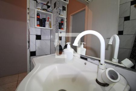 Casa à venda com 180m², 2 quartos e 3 vagasBanheiro Social