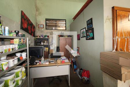 Casa à venda com 180m², 2 quartos e 3 vagasSalão