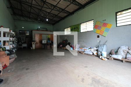 Casa à venda com 180m², 2 quartos e 3 vagasSalão