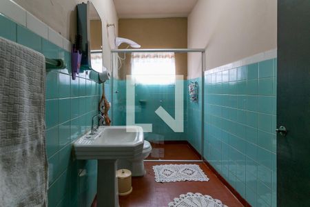 Casa para alugar com 319m², 3 quartos e 3 vagasBanheiro