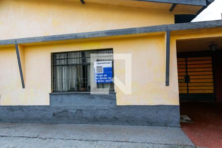 Casa para alugar com 319m², 3 quartos e 3 vagasFachada