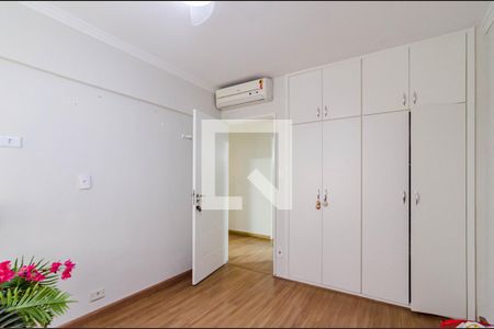 Apartamento à venda com 100m², 3 quartos e 1 vagaQuarto 2