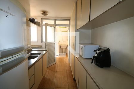 Apartamento à venda com 96m², 3 quartos e 2 vagasCozinha