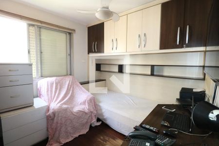 Apartamento à venda com 96m², 3 quartos e 2 vagasQuarto 3