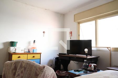 Casa à venda com 224m², 4 quartos e 2 vagas Casa à venda com 224m², 4 quartos e 2 vagasSuíte