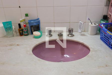 Casa à venda com 224m², 4 quartos e 2 vagas Casa à venda com 224m², 4 quartos e 2 vagasBanheiro 1 - Pia