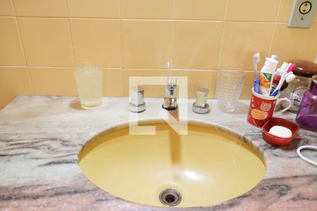 Casa à venda com 224m², 4 quartos e 2 vagas Casa à venda com 224m², 4 quartos e 2 vagasDetalhe do Banheiro da Suite