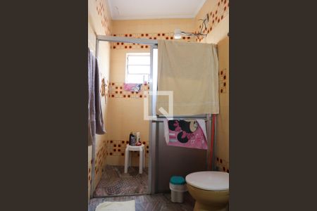 Casa à venda com 224m², 4 quartos e 2 vagas Casa à venda com 224m², 4 quartos e 2 vagasBanheiro da Suíte