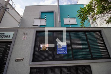 Studio para alugar com 28m², 1 quarto e sem vaga Studio para alugar com 28m², 1 quarto e sem vagaFachada