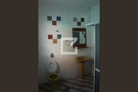 Banheiro da Suíte 1 de casa para alugar com 2 quartos, 100m² em Jardim Terezópolis, Guarulhos