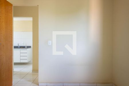 Quarto 1 de apartamento para alugar com 2 quartos, 53m² em Jardim Patrícia, Uberlândia