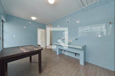 Casa à venda com 350m², 3 quartos e 3 vagasÁrea de Serviço