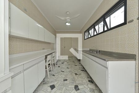 Casa à venda com 350m², 3 quartos e 3 vagasCozinha