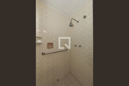 Casa à venda com 350m², 3 quartos e 3 vagasBanheiro da Suíte 1