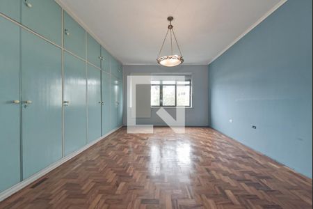 Casa à venda com 350m², 3 quartos e 3 vagasSuíte 1
