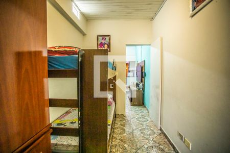 Casa à venda com 140m², 4 quartos e 6 vagas Casa à venda com 140m², 4 quartos e 6 vagasQuarto 1