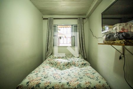 Casa à venda com 140m², 4 quartos e 6 vagas Casa à venda com 140m², 4 quartos e 6 vagasQuarto 2