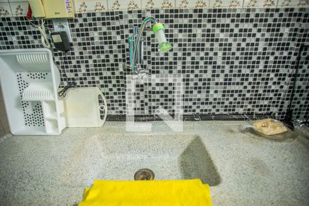 Casa à venda com 140m², 4 quartos e 6 vagas Casa à venda com 140m², 4 quartos e 6 vagasCozinha - Torneira