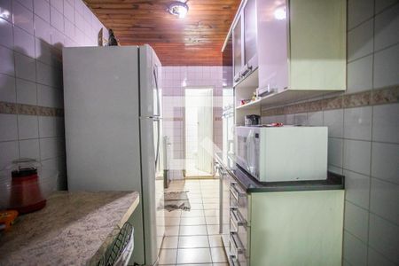 Casa à venda com 140m², 4 quartos e 6 vagas Casa à venda com 140m², 4 quartos e 6 vagasCozinha