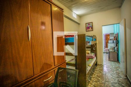 Casa à venda com 140m², 4 quartos e 6 vagas Casa à venda com 140m², 4 quartos e 6 vagasQuarto 1