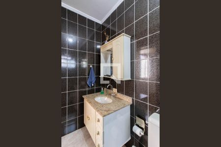 Casa à venda com 155m², 4 quartos e 2 vagasBanheiro da Suíte