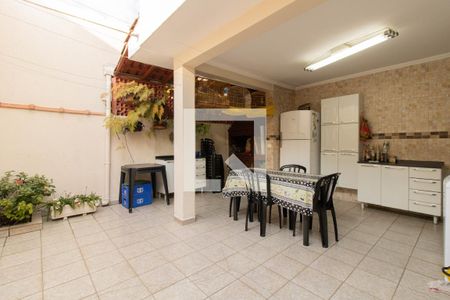 Casa à venda com 155m², 4 quartos e 2 vagasÁrea Externa