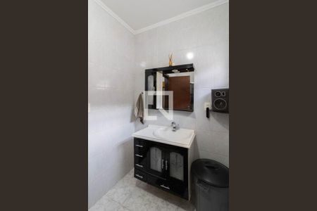 Casa à venda com 155m², 4 quartos e 2 vagasBanheiro