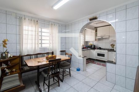 Casa à venda com 155m², 4 quartos e 2 vagasCopa