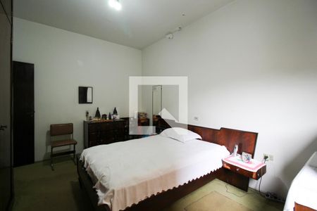 Casa para alugar com 440m², 4 quartos e 3 vagas Casa para alugar com 440m², 4 quartos e 3 vagasQuarto 2