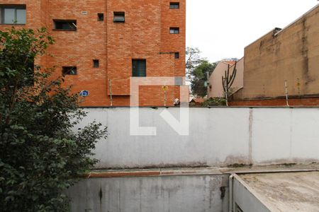 Casa para alugar com 440m², 4 quartos e 3 vagas Casa para alugar com 440m², 4 quartos e 3 vagasVista