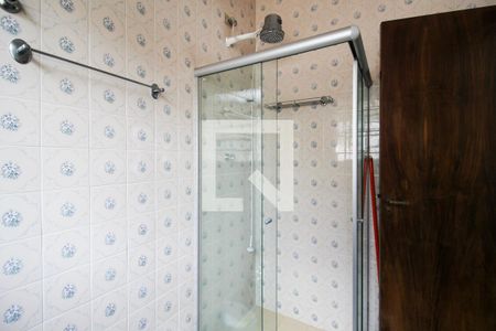 Casa para alugar com 440m², 4 quartos e 3 vagas Casa para alugar com 440m², 4 quartos e 3 vagasBanheiro da Suíte 1