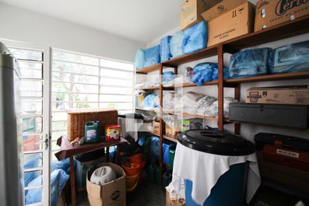 Casa para alugar com 440m², 4 quartos e 3 vagas Casa para alugar com 440m², 4 quartos e 3 vagasDespensa