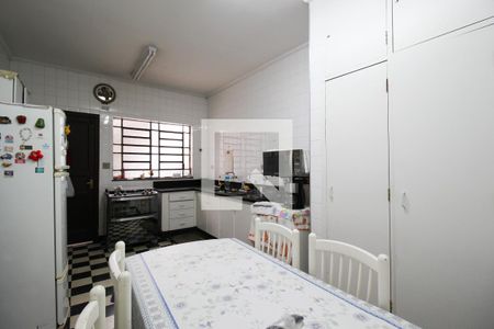 Casa para alugar com 440m², 4 quartos e 3 vagas Casa para alugar com 440m², 4 quartos e 3 vagasCozinha