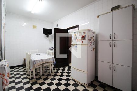 Casa para alugar com 440m², 4 quartos e 3 vagas Casa para alugar com 440m², 4 quartos e 3 vagasCozinha