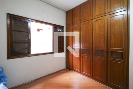 Casa para alugar com 440m², 4 quartos e 3 vagas Casa para alugar com 440m², 4 quartos e 3 vagasSuíte 2